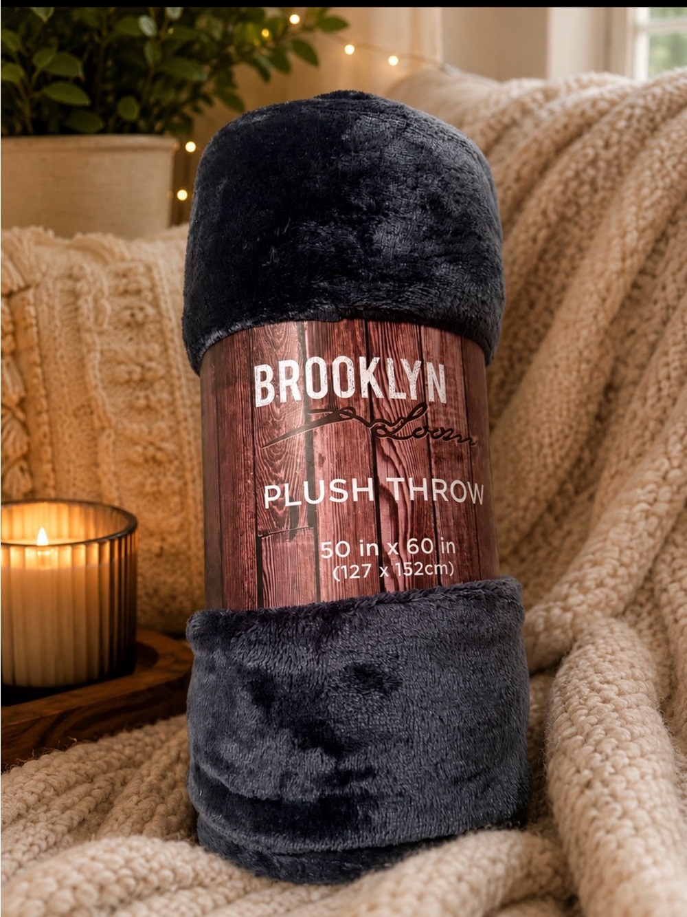 Brooklyn Loom Plush Throw Blanket 50” x 60” – Navy – Super Soft – NWT